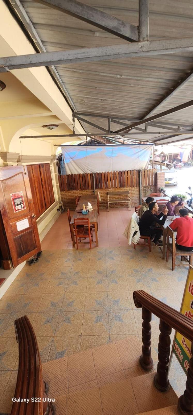 Thip Phavanh Guesthouse Muang Pakbèng Buitenkant foto